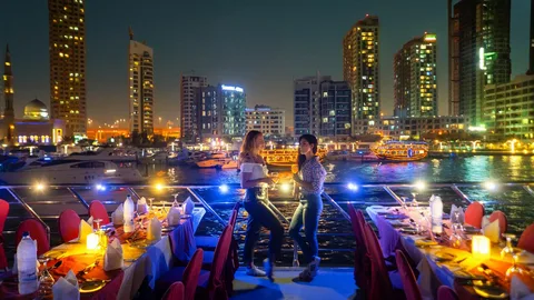 dhow cruise dubai creek