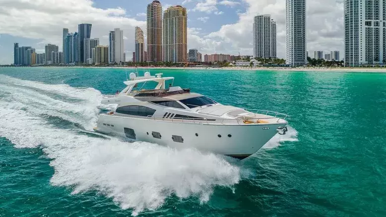 yacht rental dubai